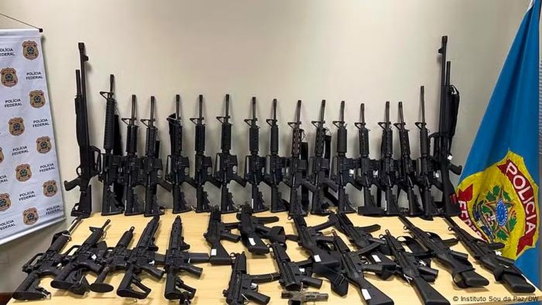 Armas militares dos EUA, Alemanha e Bélgica abastecem crime organizado no Brasil