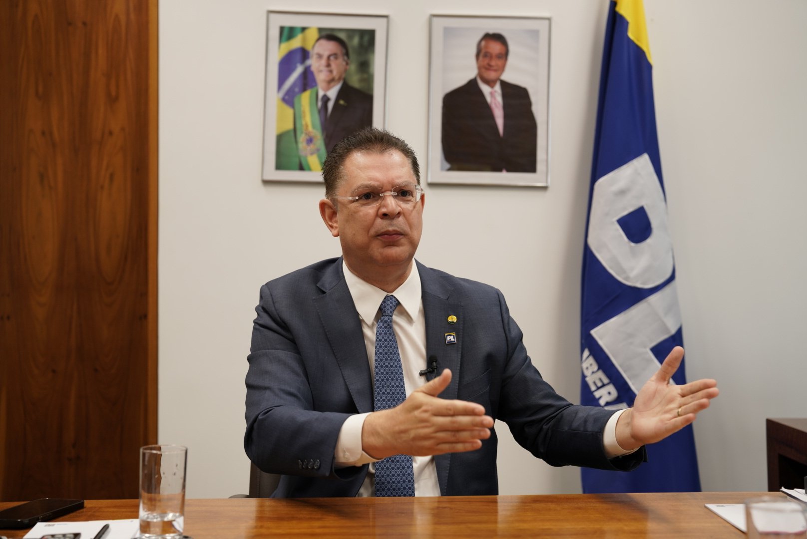 'Coletiva foi disfarce para entrar no plenário', diz líder do PL na Câmara