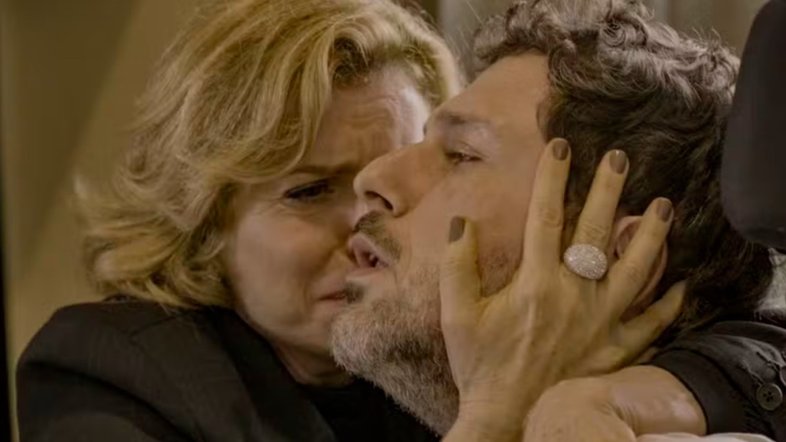 Debora Bloch é ovacionada após cena dramática em 'Vale tudo'