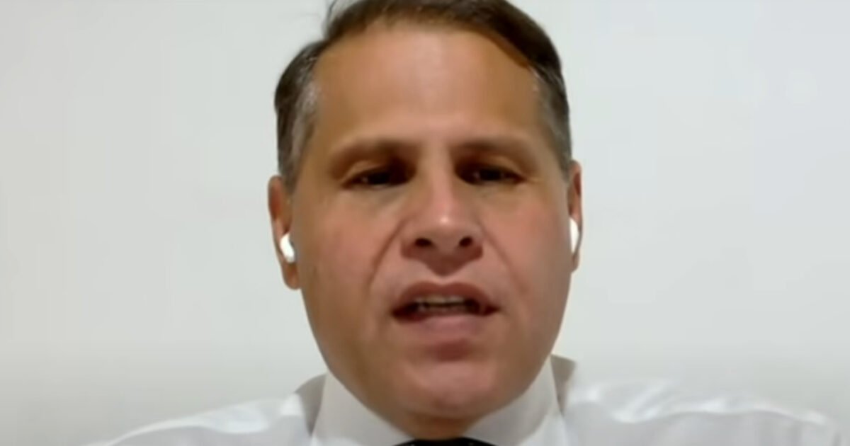 Moraes indica defensor público para defesa de Tagliaferro e marca nova audiência