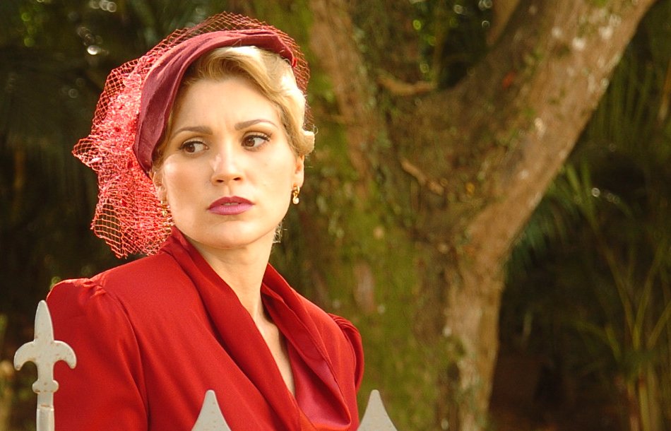 Flávia Alessandra relembra como personagem Cristina, de 'Alma Gêmea', mudou sua vida