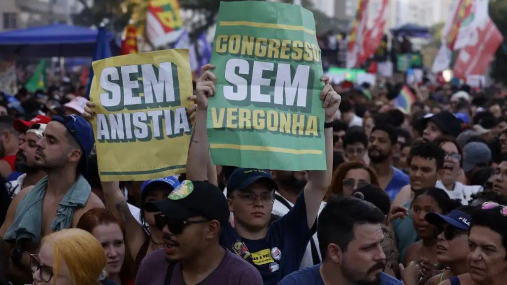 Senado x Câmara: por que a Casa Alta freia os deputados e favorece Lula