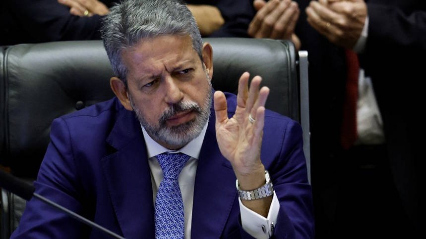 Deputado Arthur Lira (PP-AL), relator e articulador da proposta