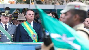 Bolsonaro, então presidente, participa de celebração cívica do 7 de Setembro