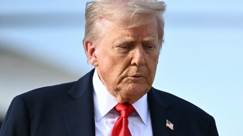 Trump condiciona novas sanções contra Moscou à interrupção da compra de petróleo russo pela Otan