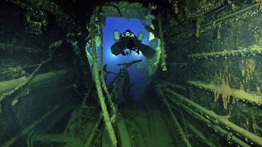 First objects retrieved from Titanic's sister ship in Greece