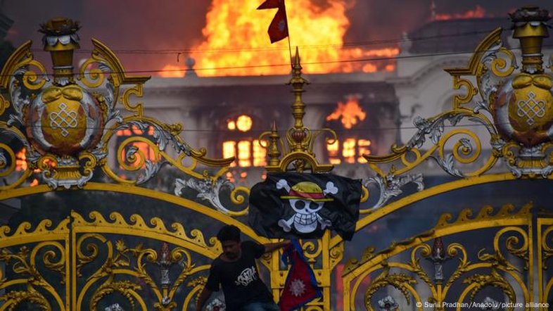 Bandeira de "One Piece" vira ícone de protestos da Geração Z