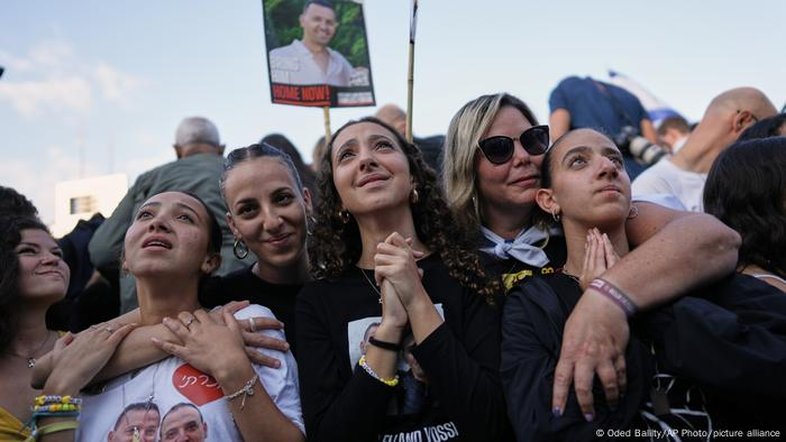 Hamas liberta os 20 últimos reféns israelenses vivos
