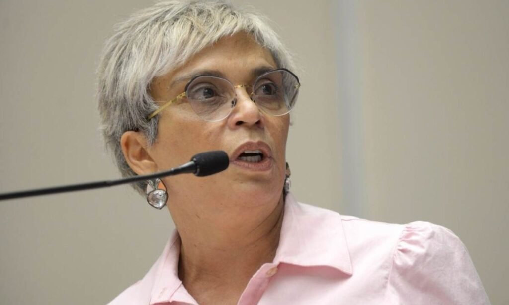 Marilia Campos: reeleita com 'frente ampla' em 2024, ex-prefeita de Contagem defende PT com Pacheco ou Kalil e sem cogitar outro nome
