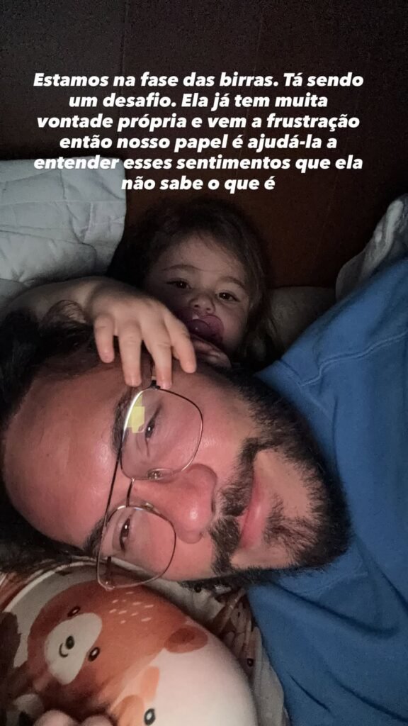 Eliezer desabafa sobre paternidade e nova fase da filha Lua: 'Está sendo um desafio' 2 Eliezer desabafa sobre paternidade e nova fase da filha Lua: 'Está sendo um desafio'