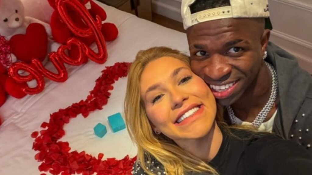 Virginia se torna a 3ª mulher brasileira mais seguida no Instagram 9 Vinicius Júnior assume namoro com Virginia Fonseca nas redes sociais