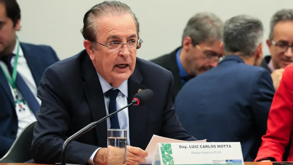 PlatôBR: Fim da escala 6×1 ganha inesperado apoio de deputado do PL