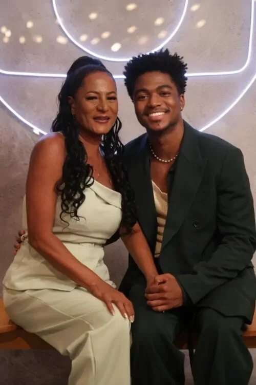 Famosos gravam vinheta de fim de ano na Globo com familiares; confira as fotos