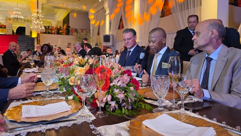 Evento comemorativo na Embaixada de Angola em Brasília