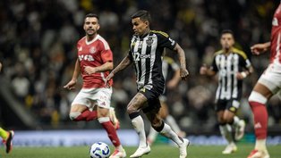 Internacional e Atlético-MG se enfrentaram no Beira-Rio