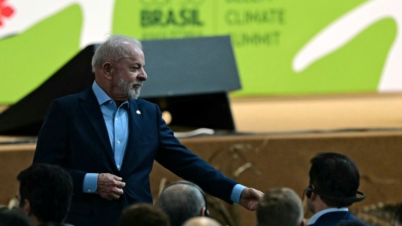 Sem gravatas! Calor de Belém altera código de vestimenta da Cúpula de Líderes