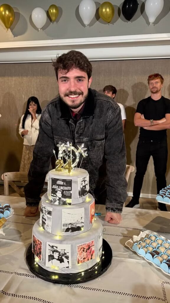 Filho de Gugu, João Liberato comemora aniversário ao lado da mãe, Rose Miriam 4 Filho de Gugu, João Liberato comemora aniversário ao lado da mãe, Rose Miriam