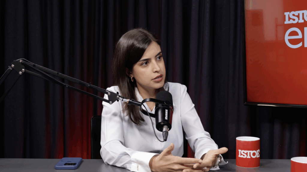 A deputada federal Tabata Amaral (PSB-SP) participa do programa IstoÉ Entrevista