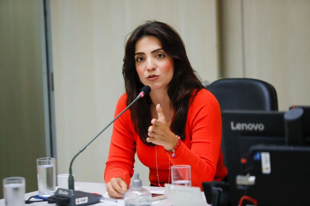 Vereadora Marcela Trópia (NOVO)