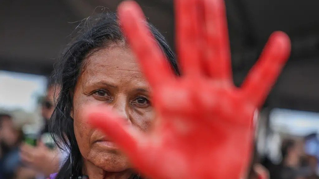 Brasil tem 4 vítimas de feminicídio por dia e atinge o maior nº na década