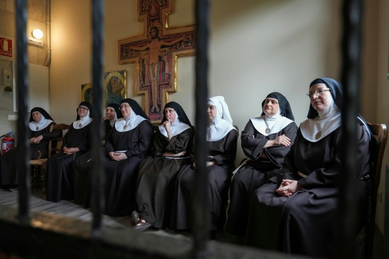 Tribunal da Espanha ordena que freiras desocupem convento