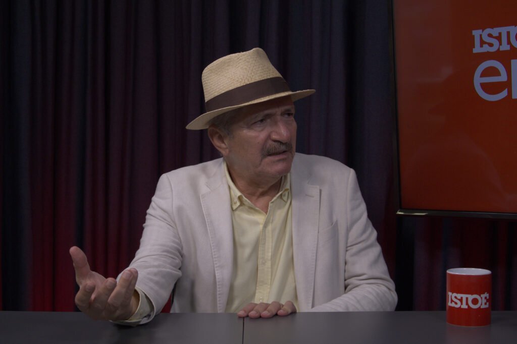 Ex-ministro dos governos Lula e Dilma nos estúdios da IstoÉ