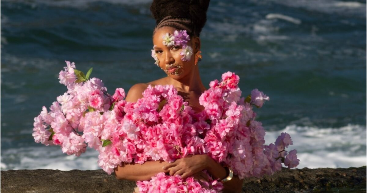 Sol Miranda é convidada para seu primeiro projeto internacional