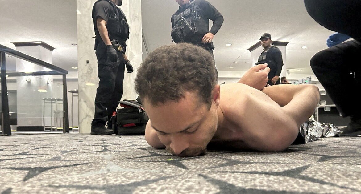 Suspeito de ataque em jantar dos jornalistas nos EUA, é engenheiro e fã de videogames