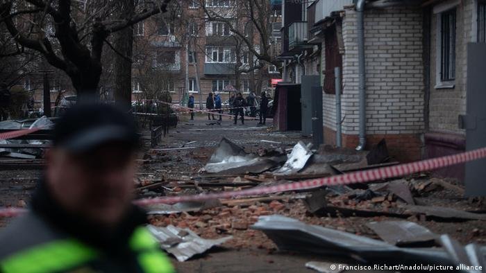 Rússia e Ucrânia se acusam de violar trégua durante Páscoa