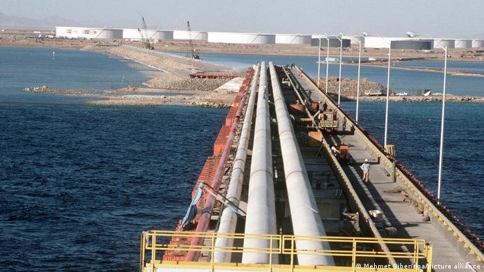 Estreito de Ormuz: Crise acelera rotas alternativas de petróleo