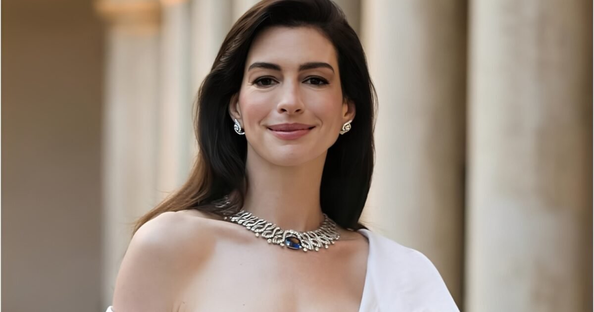 Além de ‘O Diabo Veste Prada’: por que 2026 é o ano de Anne Hathaway?