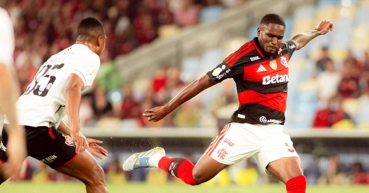 Flamengo abre vantagem mínima diante do Vitória na Copa do Brasil