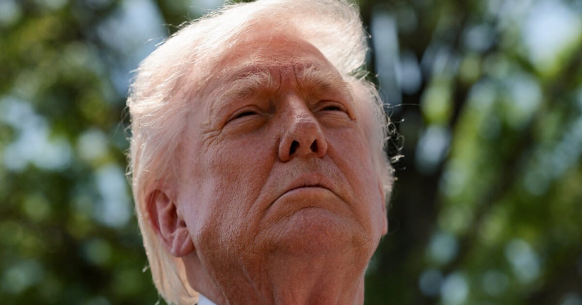 Trump diz que Irã não pode chantagear EUA com ameaças sobre Ormuz