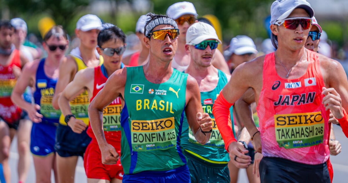Caio Bonfim leva bronze e Brasil celebra medalha inédita feminina na marcha atlética