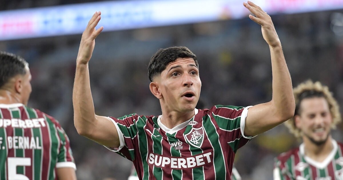 Fluminense leva susto, mas ativa ‘protocolo Kennedy’ para superar a Chapecoense