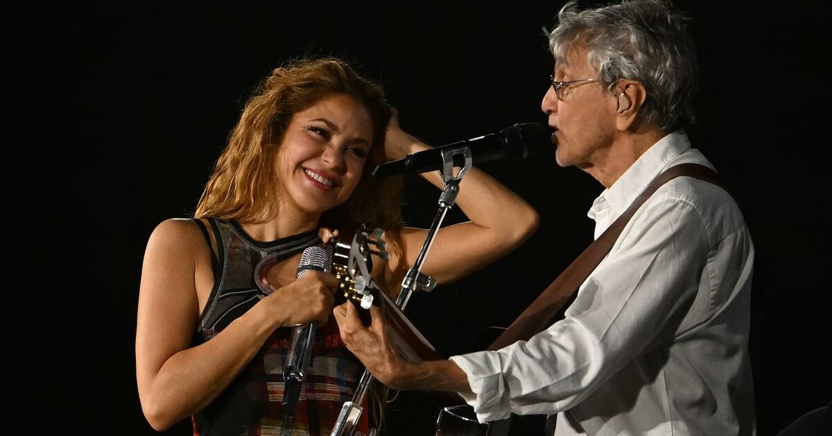 Maria Bethânia e Caetano Veloso ensaiam com Shakira em Copacabana
