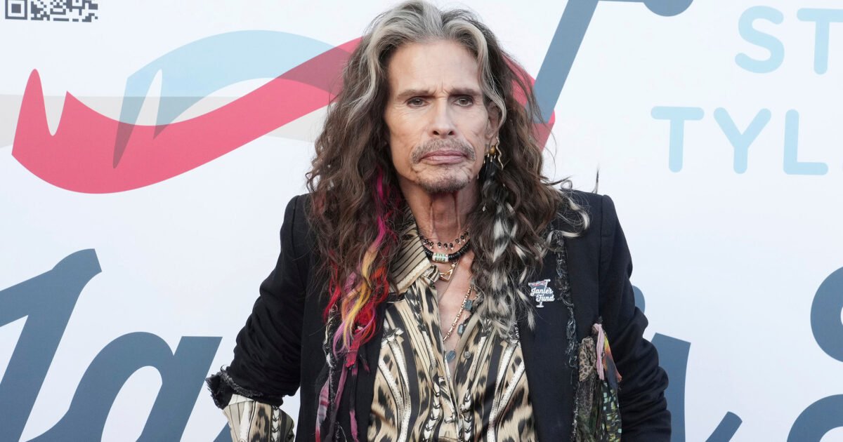 Steven Tyler responderá por abuso sexual, decide Justiça; entenda a acusação
