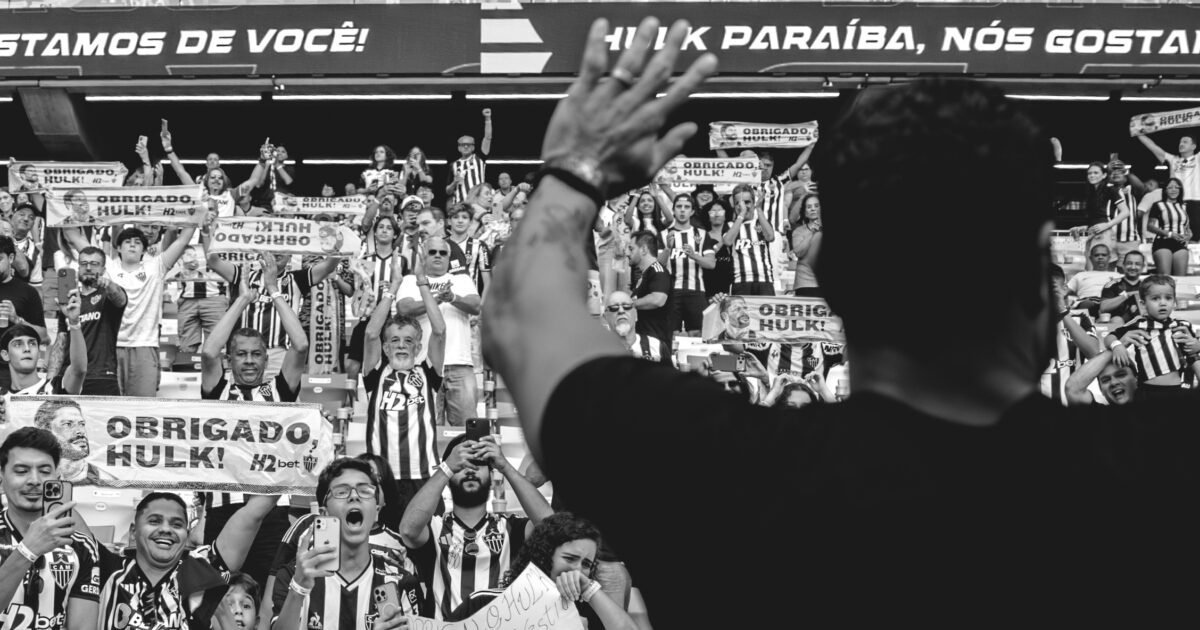 Na despedida de Hulk, Atlético-MG cede o empate no fim e freia reação no Brasileirão