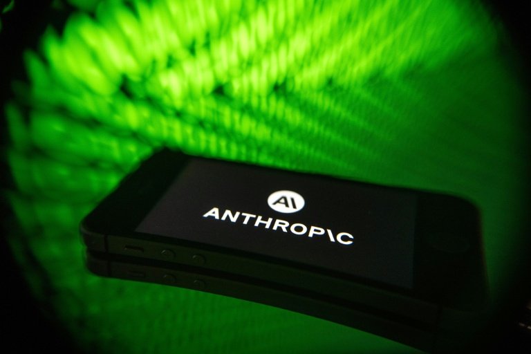 Anthropic lança IA potente, com restrições por ciberseguranç
