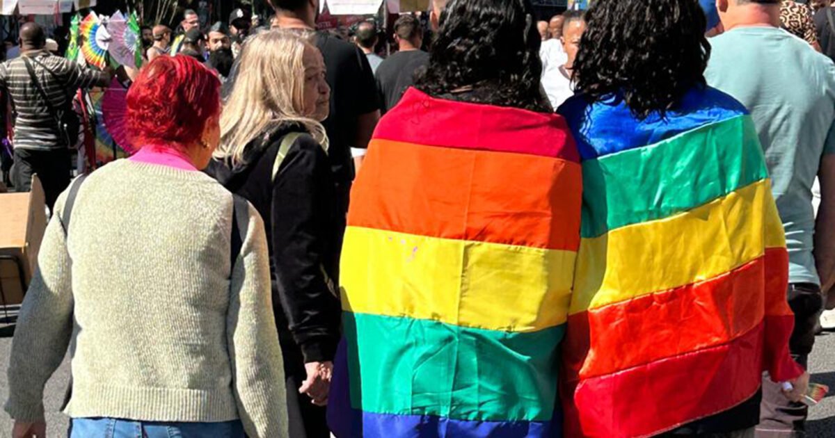 Parada do Orgulho LGBT+ completa 30 anos e toma Avenida Paul
