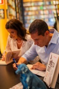 Dra. Cristine Morandin e Antônio Carvalho