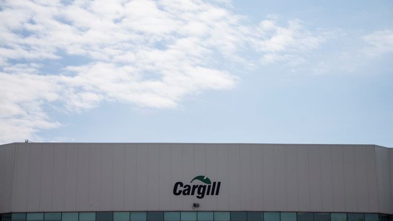 Cargill intensifica esforços para reduzir emissões de carbono de frota de navios
