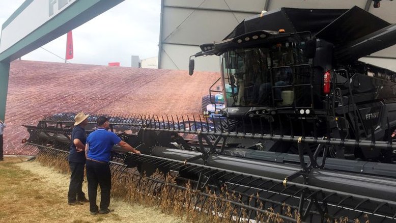 Vendas de máquinas agrícolas crescem 22,26% no 1º trimestre, diz Fenabrave