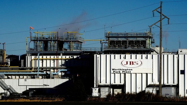 Cenário dos EUA permite repasse de custos mesmo com grãos em alta, diz JBS