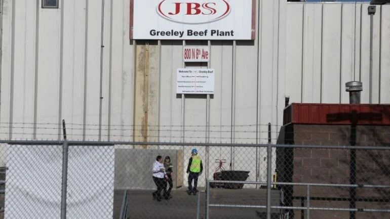 JBS tem lucro de R$ 4,4 bi no 2º tri, melhor trimestre da história da companhia