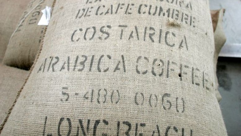 Estoques de café verde nos EUA avançam para máxima desde outubro de 2020