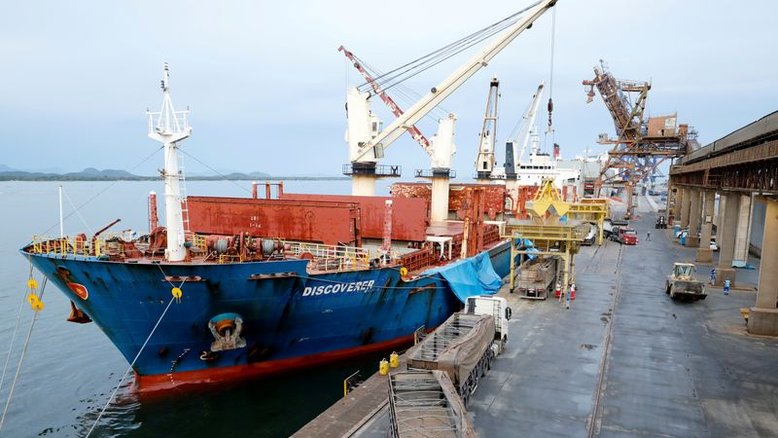 Anec reduz previsão de embarques de soja e milho em novembro