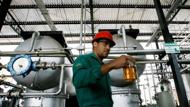 ANP confirma negociação de 1,1 bi litros de biodiesel em leilão 80