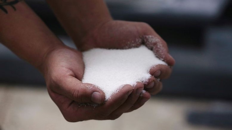 Trading Czarnikow reduz previsão para produção de açúcar do Brasil por seca