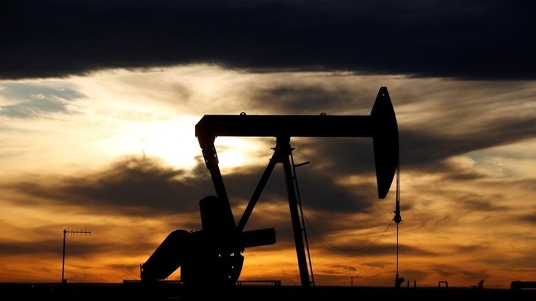 Preços do petróleo sobem mais de 2% após queda nos estoques dos EUA